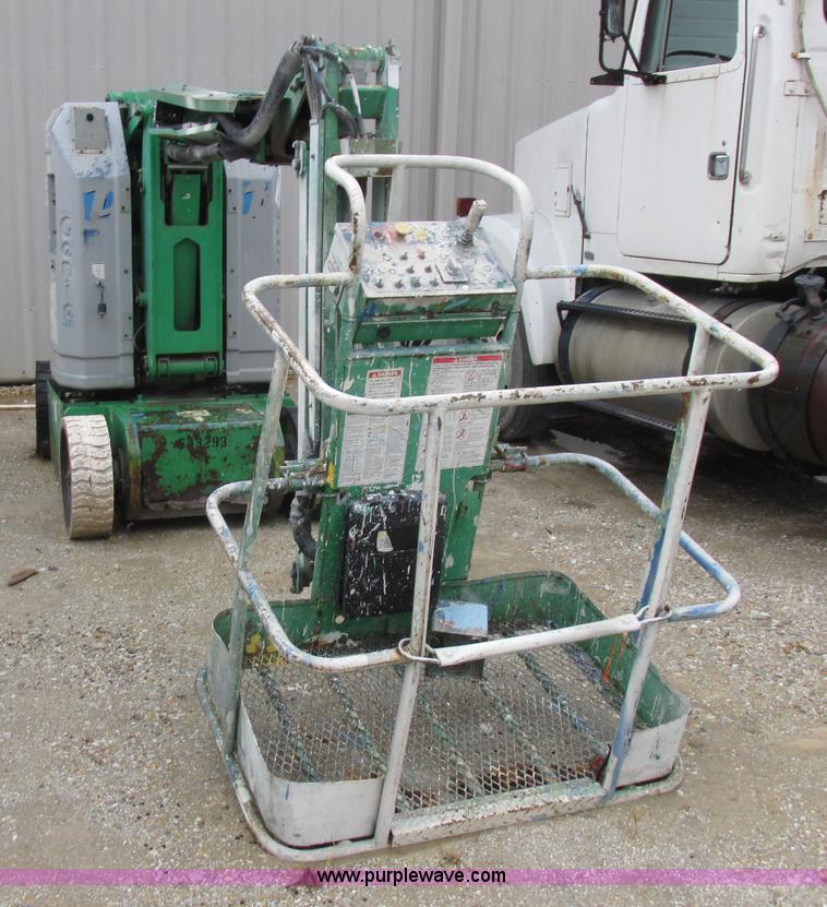 image for item K2247 1999 Genie Z-30/20N boom lift