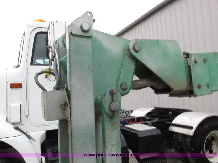image for item K2247 1999 Genie Z-30/20N boom lift