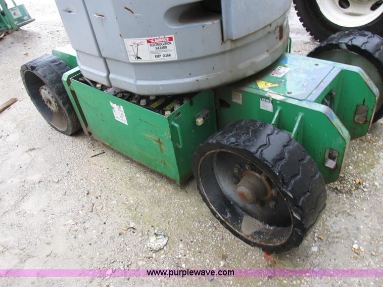 image for item K2247 1999 Genie Z-30/20N boom lift