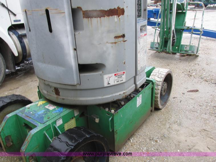 image for item K2247 1999 Genie Z-30/20N boom lift