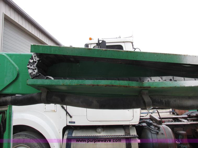 image for item K2247 1999 Genie Z-30/20N boom lift