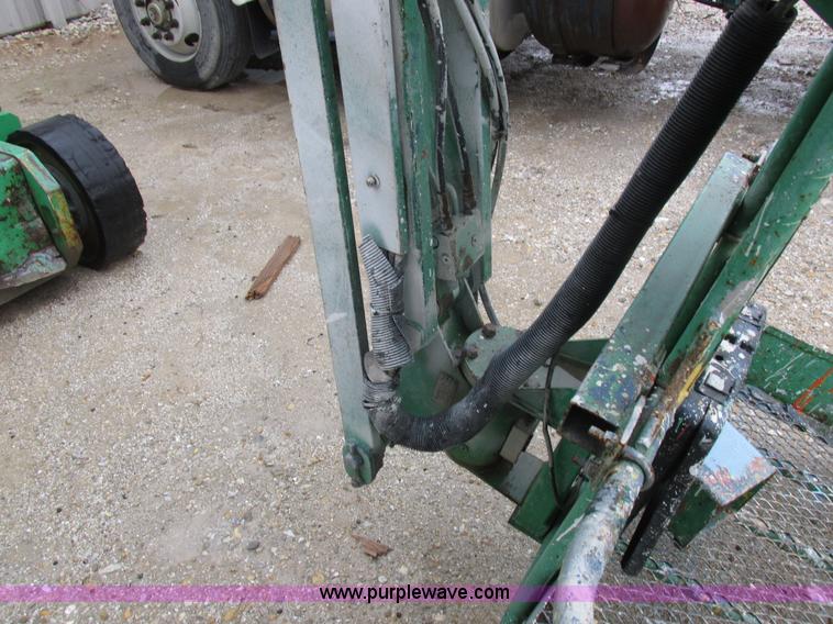 image for item K2247 1999 Genie Z-30/20N boom lift