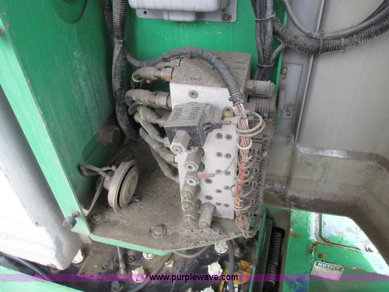 image for item K2247 1999 Genie Z-30/20N boom lift