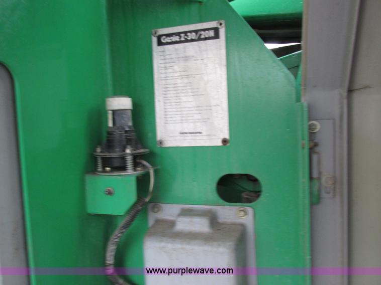 image for item K2247 1999 Genie Z-30/20N boom lift