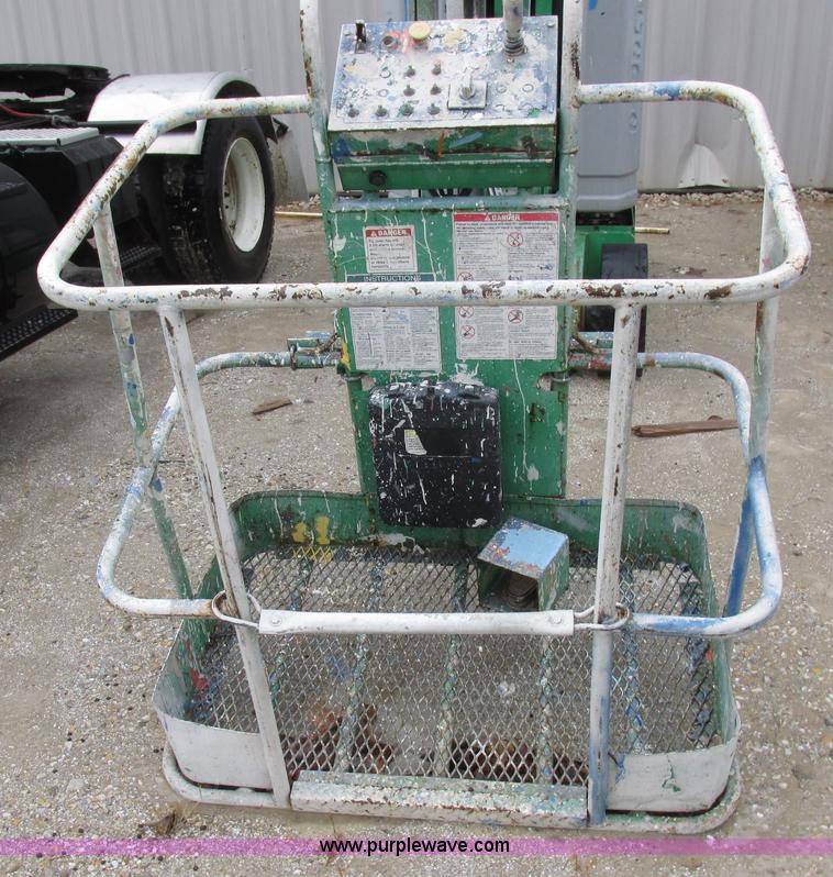 image for item K2247 1999 Genie Z-30/20N boom lift