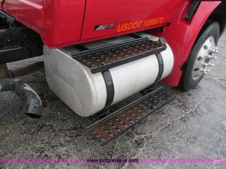 image for item K5205 2006 International DuraStar 4300 dump truck