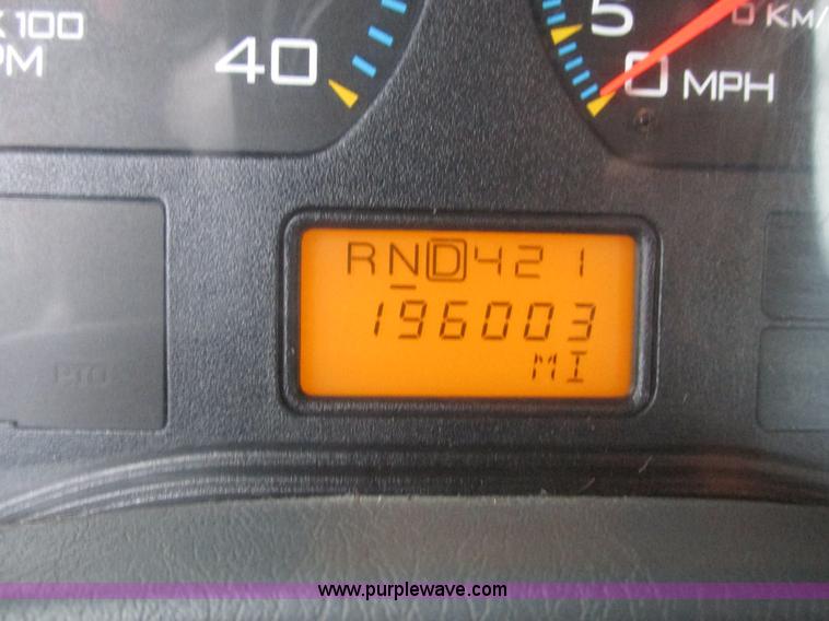 image for item K5205 2006 International DuraStar 4300 dump truck