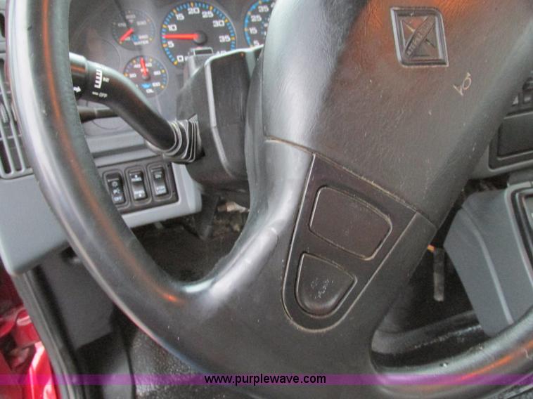 image for item K5205 2006 International DuraStar 4300 dump truck