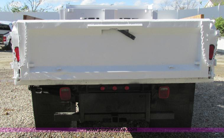 image for item K5206 2006 Ford F450 Super Duty dump truck