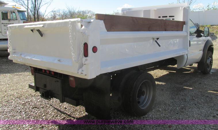 image for item K5206 2006 Ford F450 Super Duty dump truck
