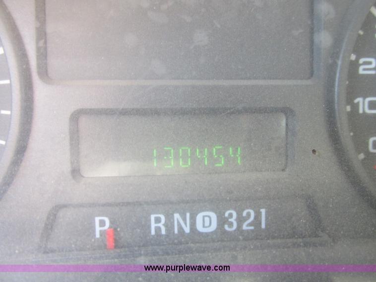 image for item K5206 2006 Ford F450 Super Duty dump truck