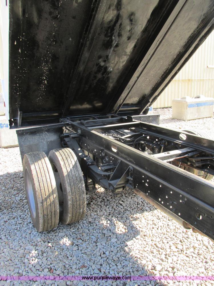 image for item K5206 2006 Ford F450 Super Duty dump truck