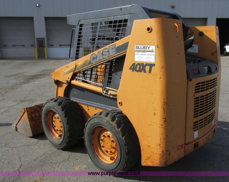 image for item K5210 2002 Case 40XT skid steer
