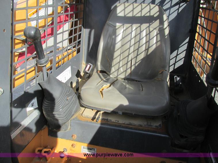 image for item K5210 2002 Case 40XT skid steer