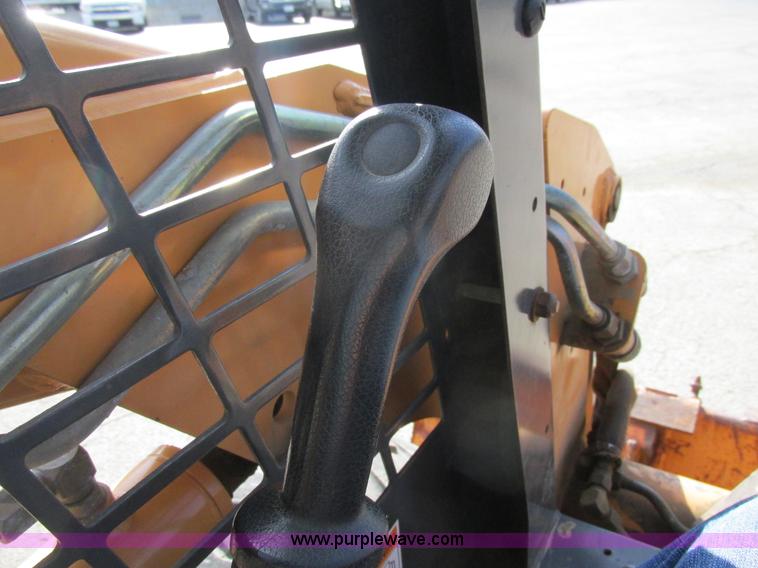 image for item K5210 2002 Case 40XT skid steer
