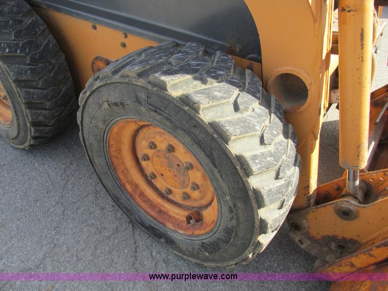 image for item K5210 2002 Case 40XT skid steer