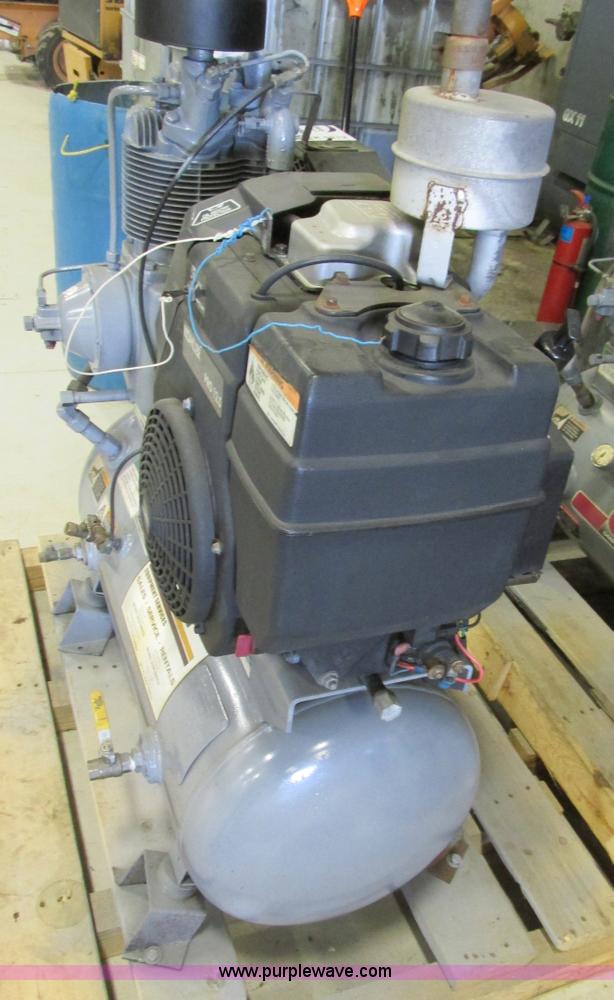 image for item K5212 2004 Gardner Denver air compressor