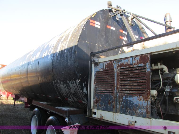 image for item K5223 1978 Childers R25MTMS1408 oil heater