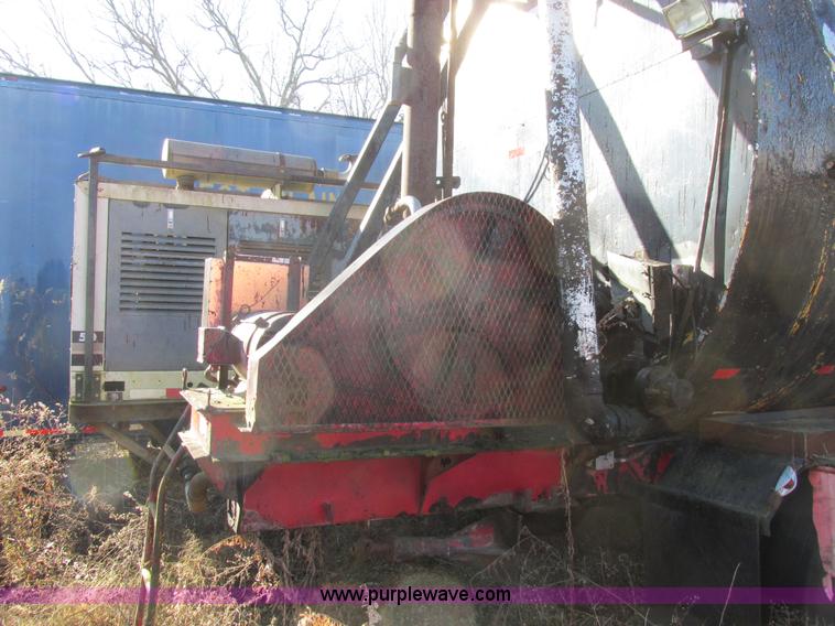 image for item K5223 1978 Childers R25MTMS1408 oil heater