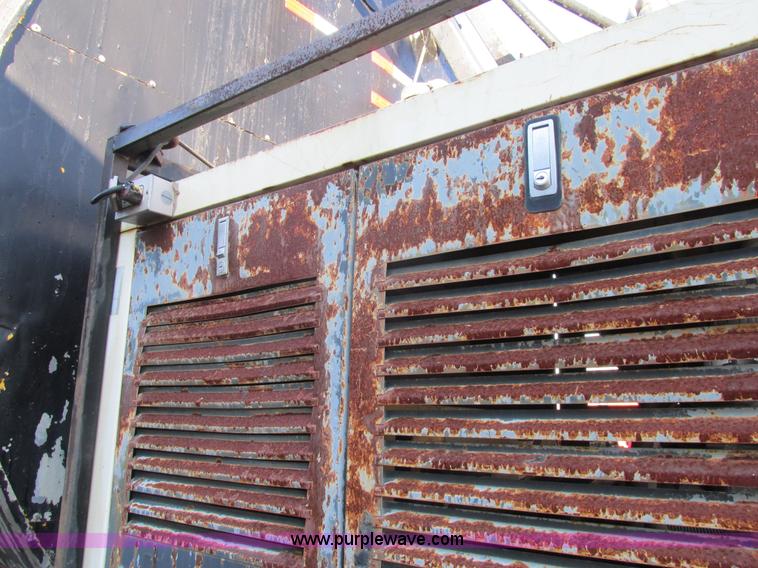 image for item K5223 1978 Childers R25MTMS1408 oil heater