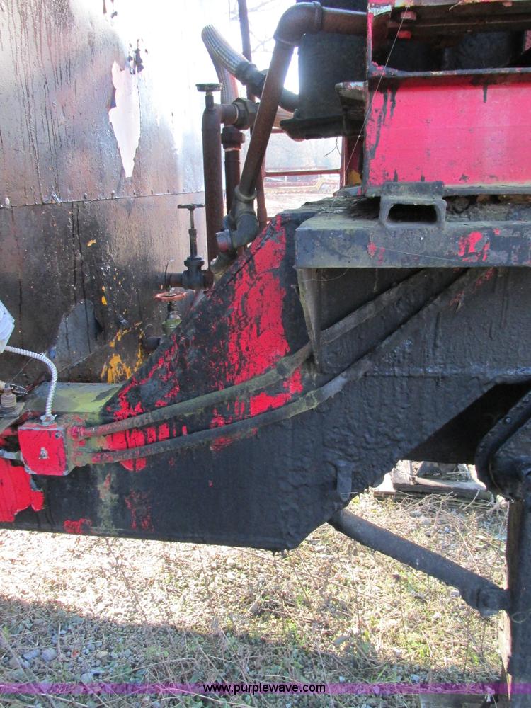 image for item K5223 1978 Childers R25MTMS1408 oil heater