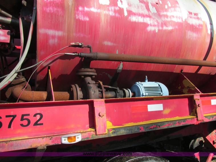 image for item K5223 1978 Childers R25MTMS1408 oil heater