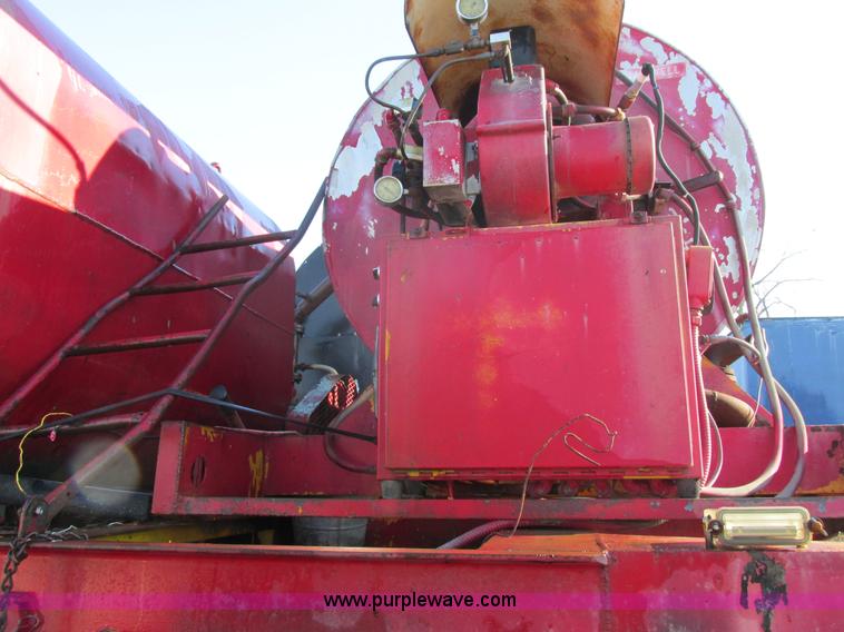 image for item K5223 1978 Childers R25MTMS1408 oil heater