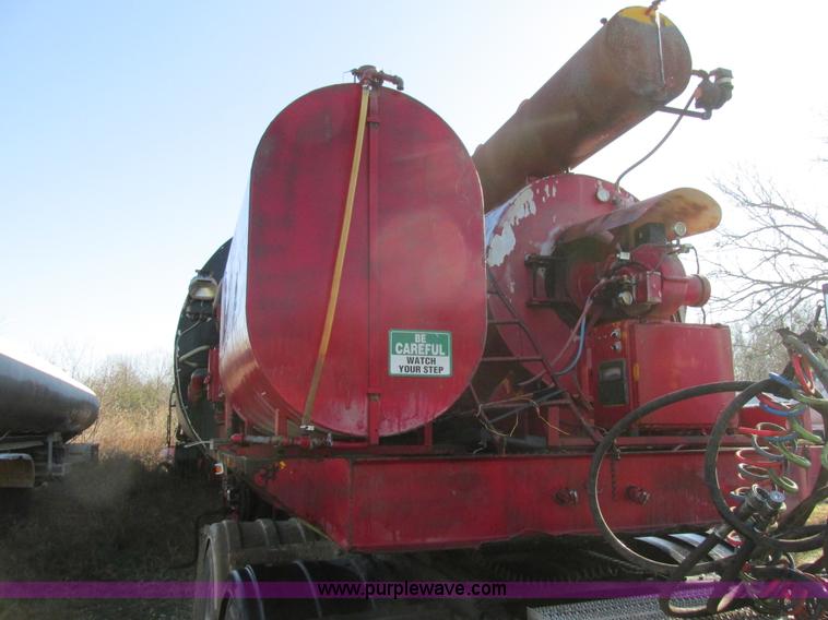 image for item K5223 1978 Childers R25MTMS1408 oil heater