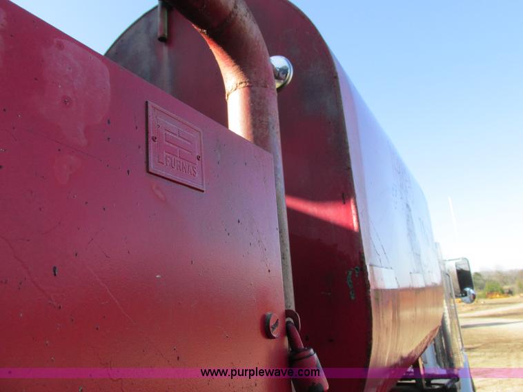 image for item K5223 1978 Childers R25MTMS1408 oil heater