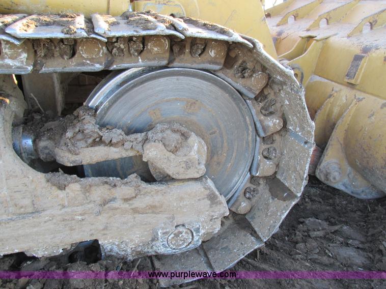 image for item K5242 1998 Caterpillar 963B track loader