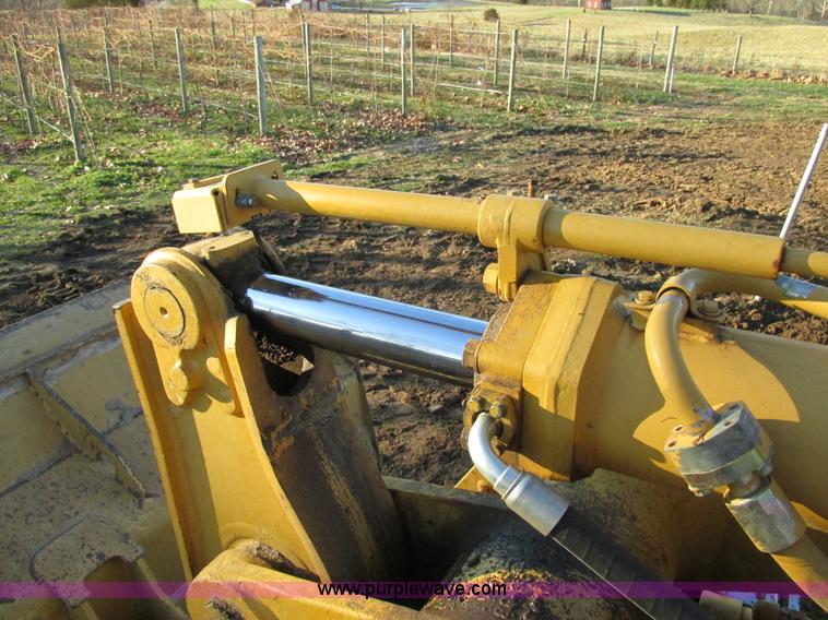 image for item K5242 1998 Caterpillar 963B track loader