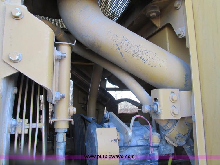 image for item K5242 1998 Caterpillar 963B track loader