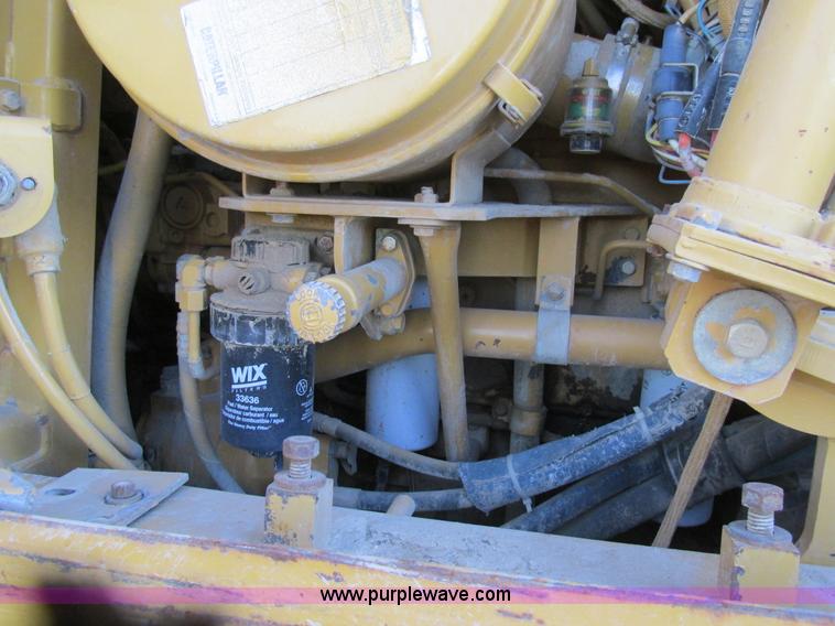 image for item K5242 1998 Caterpillar 963B track loader