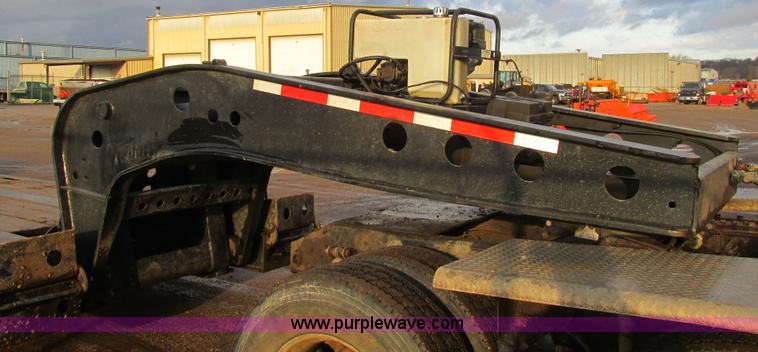 image for item K5246 2000 Fontaine LP50NCP lowboy equipment trailer