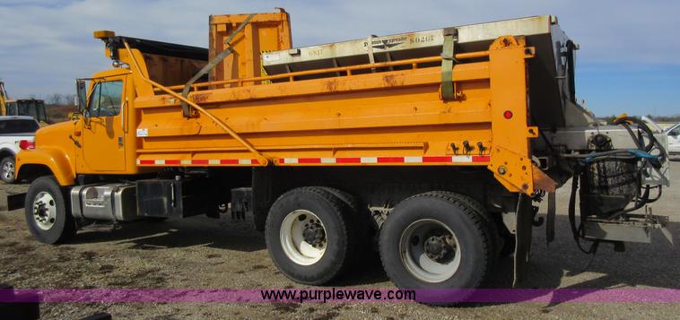 image for item K5251 2002 International F2554 dump truck