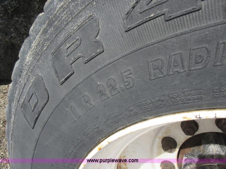 image for item K5251 2002 International F2554 dump truck