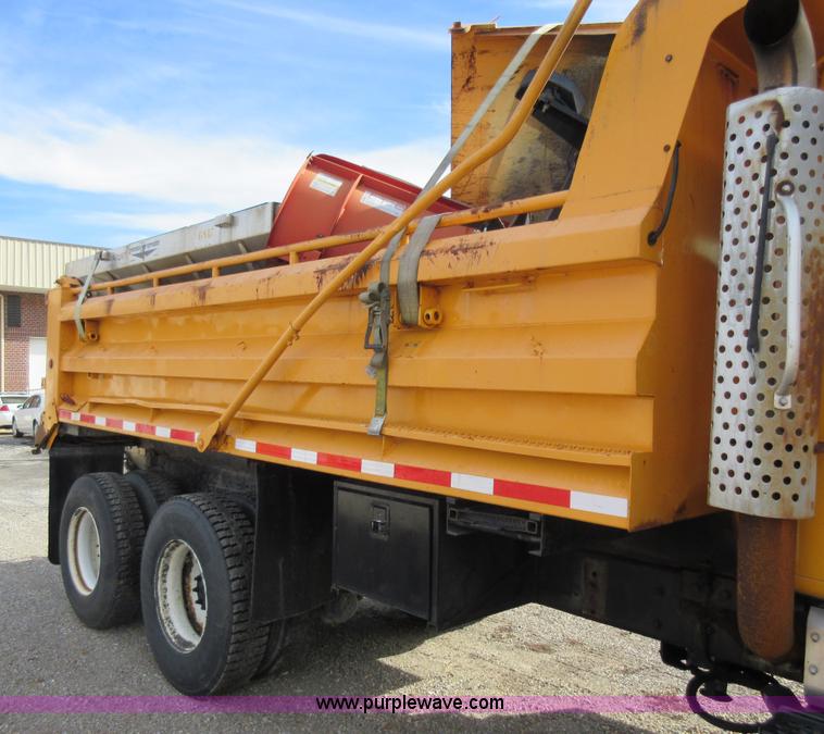 image for item K5251 2002 International F2554 dump truck