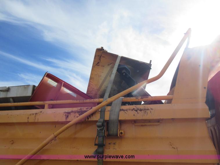 image for item K5251 2002 International F2554 dump truck