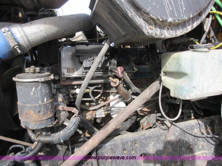 image for item K5251 2002 International F2554 dump truck