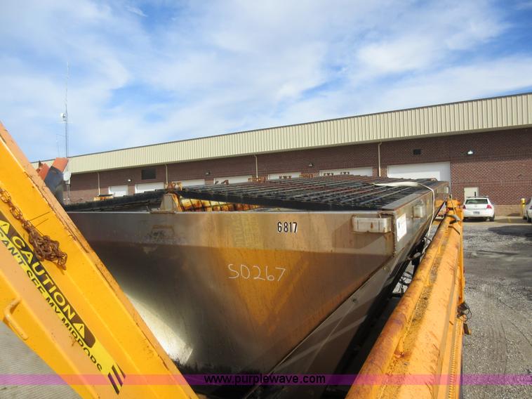 image for item K5251 2002 International F2554 dump truck