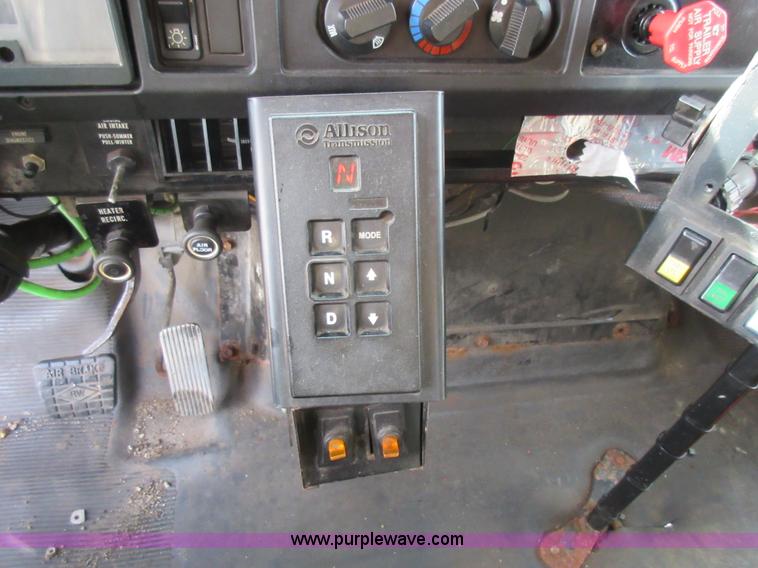 image for item K5251 2002 International F2554 dump truck