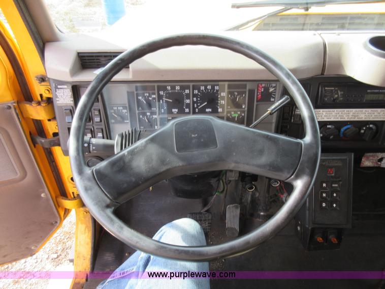 image for item K5251 2002 International F2554 dump truck