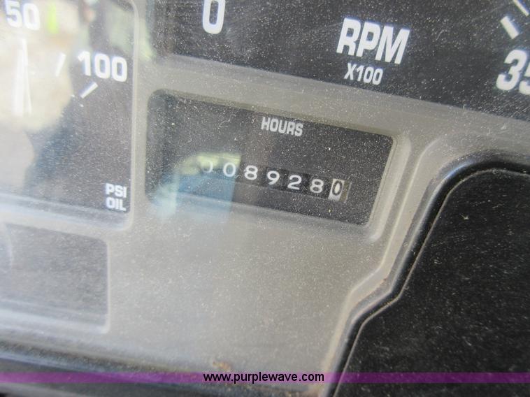 image for item K5252 2002 International F2554 dump truck