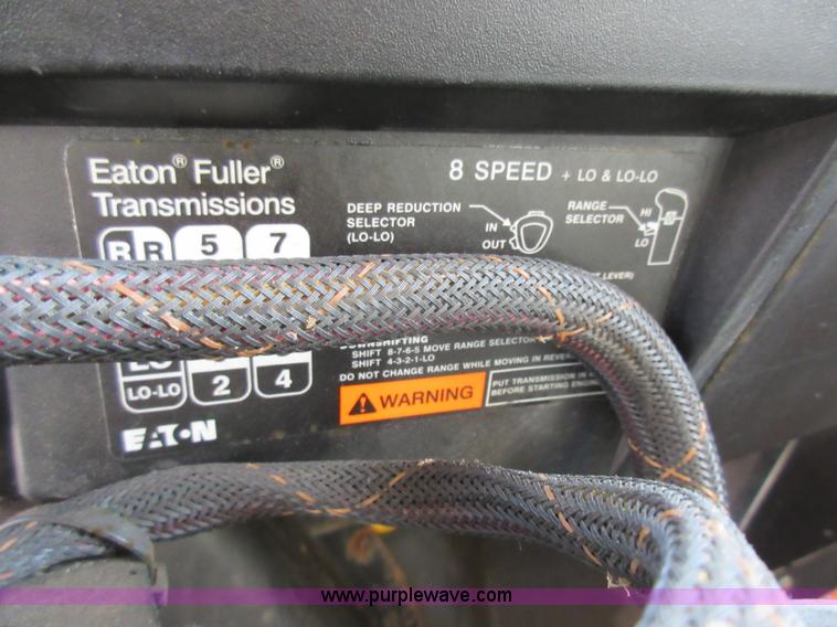 image for item K5252 2002 International F2554 dump truck