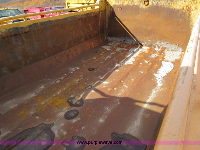 image for item K5252 2002 International F2554 dump truck