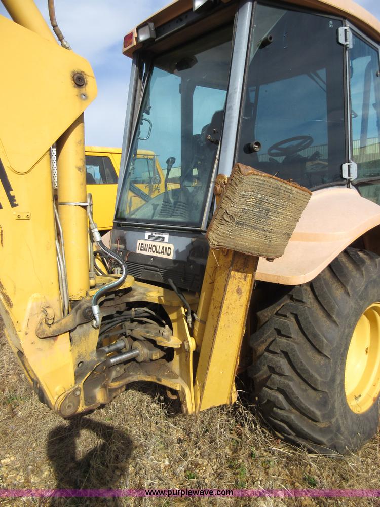 image for item K5253 1999 New Holland 675E backhoe