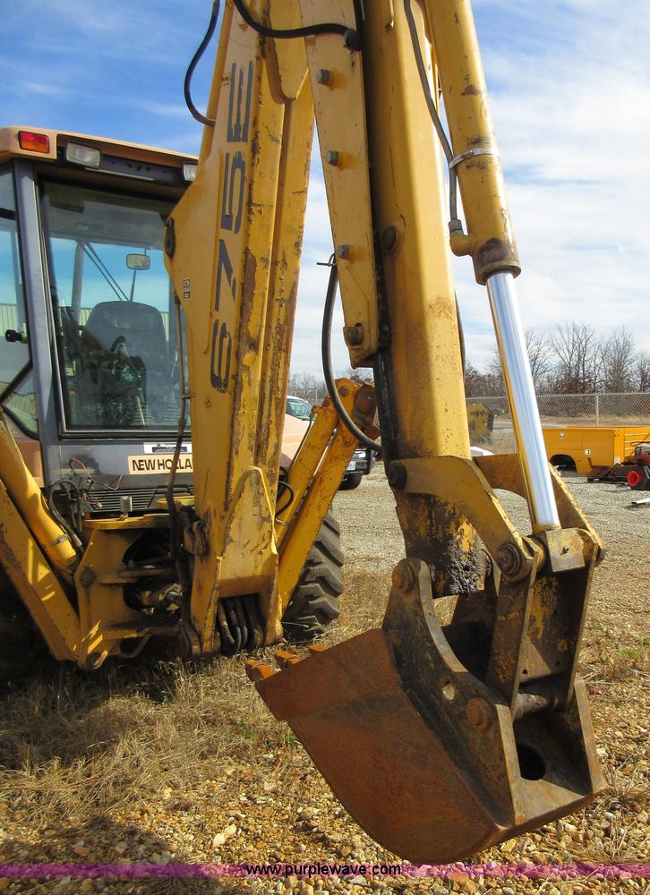 image for item K5253 1999 New Holland 675E backhoe