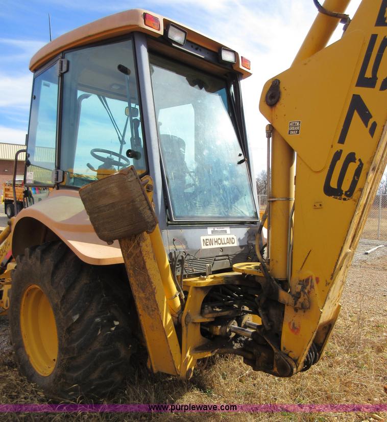image for item K5253 1999 New Holland 675E backhoe