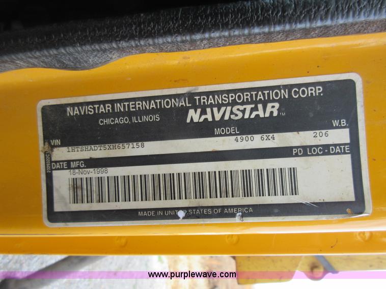 image for item K5258 1999 International 4900 dump truck