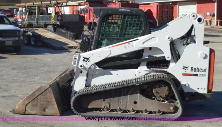 image for item K5318 2011 Bobcat T750 skid steer